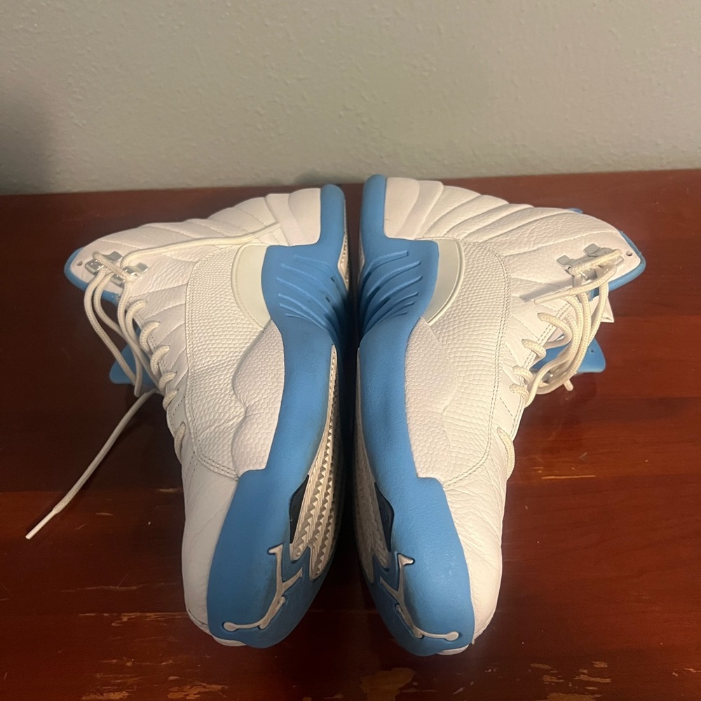 Jordan Men’s Athletic Shoes White and Light Blue Retro 12 Jordan